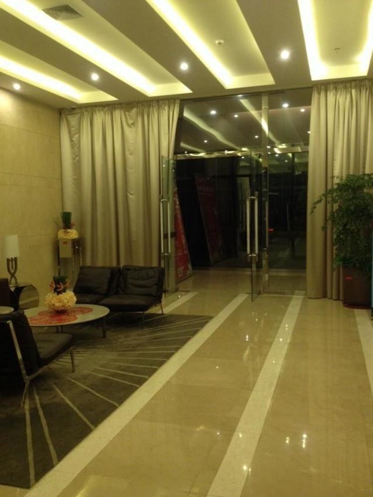 Yichao Apartment Hotel Гуанчжоу Экстерьер фото